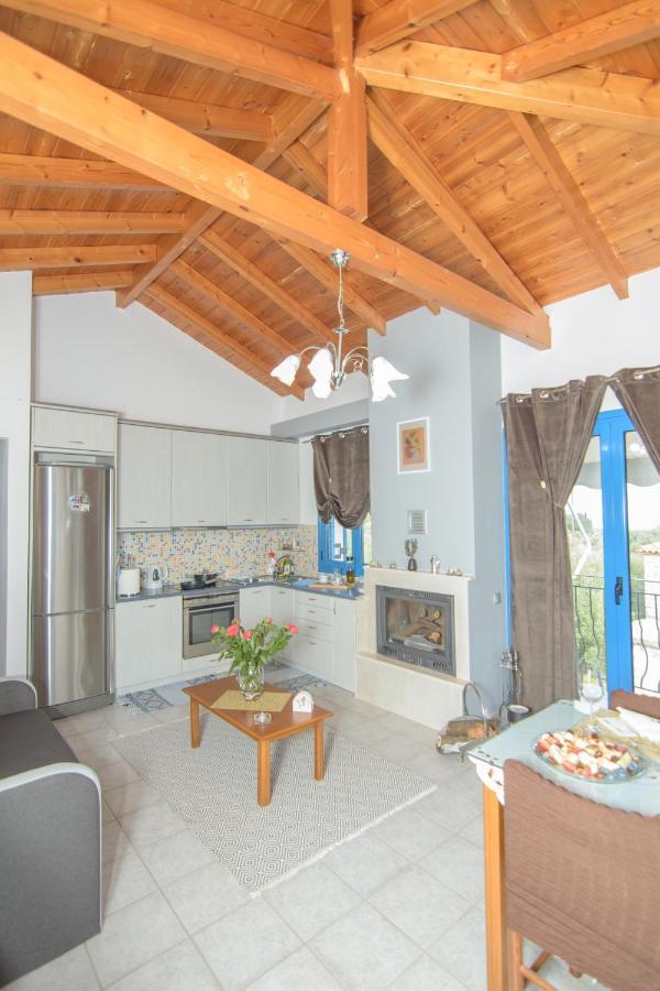 Samian Thalia Apartment Pagondas Bagian luar foto